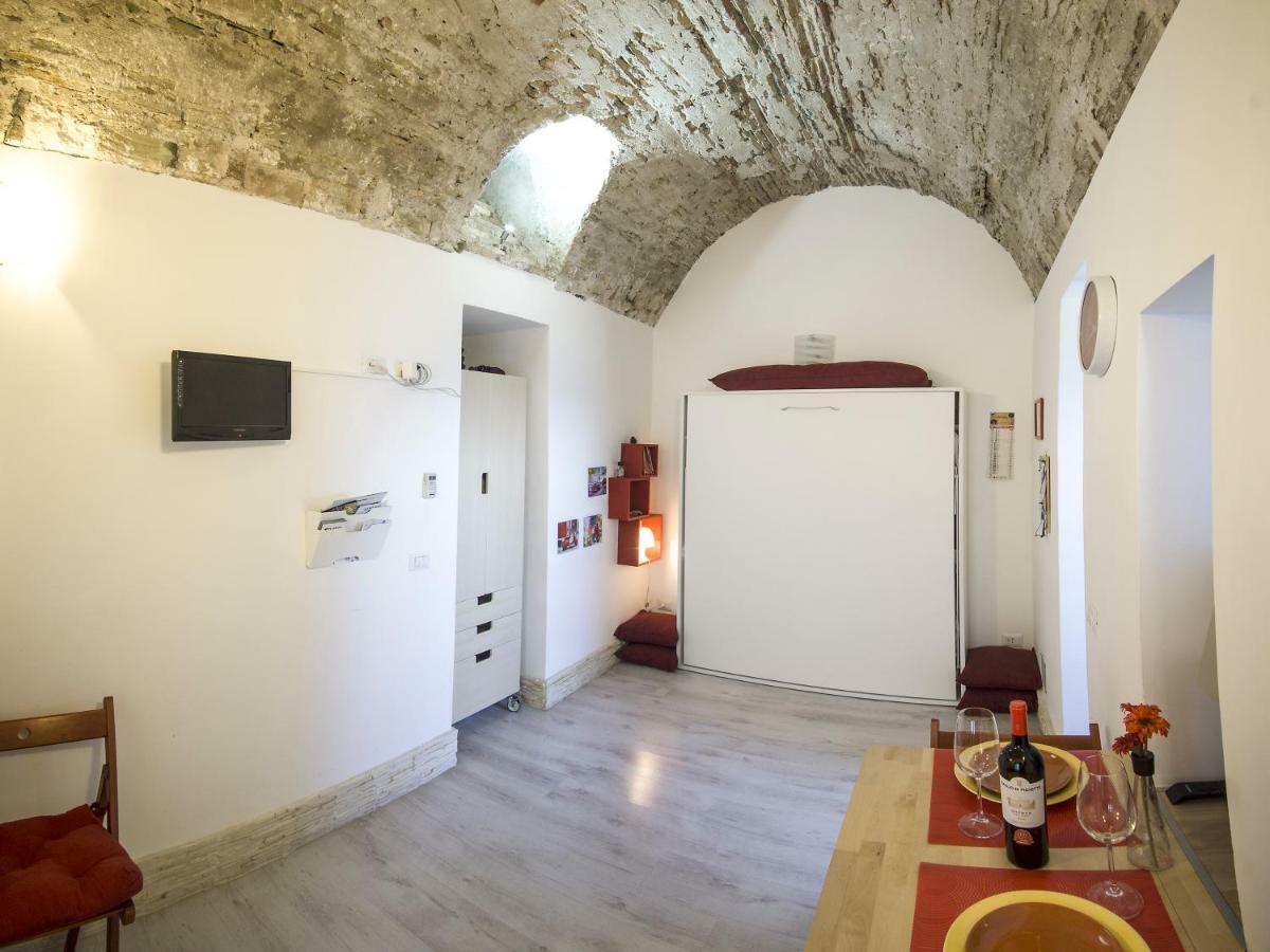 La Casa Dei Nonni Leilighet Giardini Naxos Eksteriør bilde