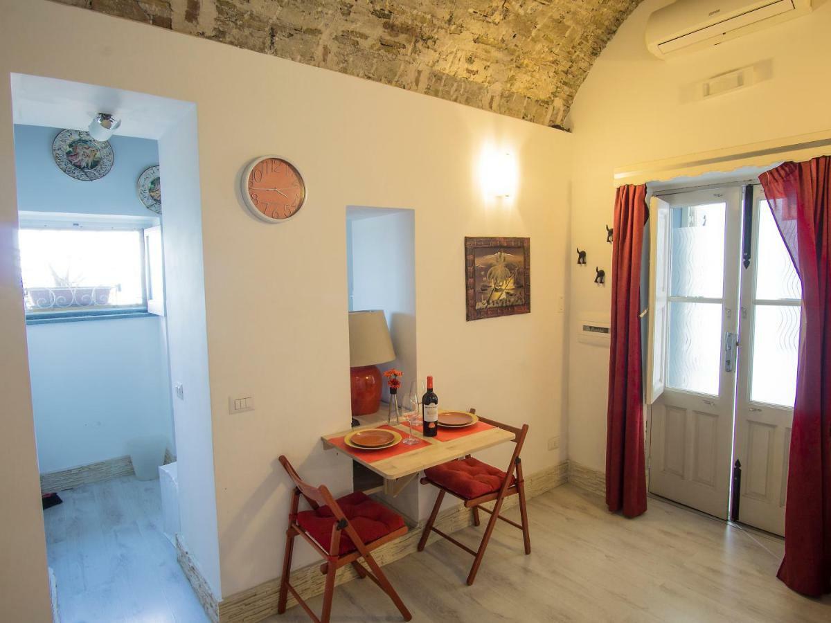 La Casa Dei Nonni Leilighet Giardini Naxos Eksteriør bilde